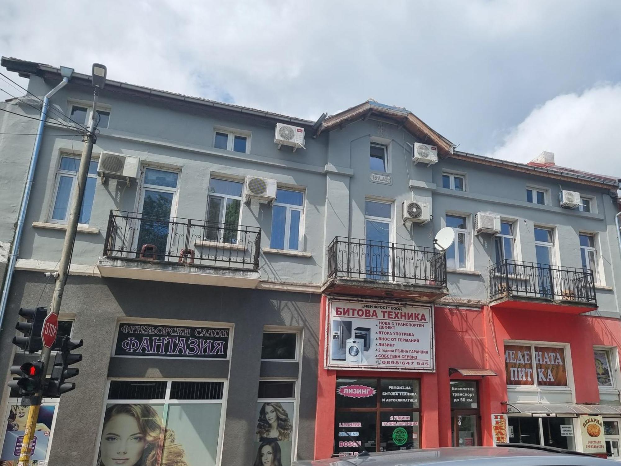Hotel Old Style Vratsa Esterno foto